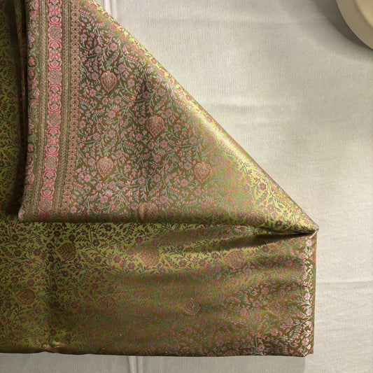 Green - Pink Soft Satin Silk Tanchoi Jamawar Banarasi Handloom Saree