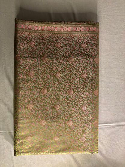 Green - Pink Soft Satin Silk Tanchoi Jamawar Banarasi Handloom Saree