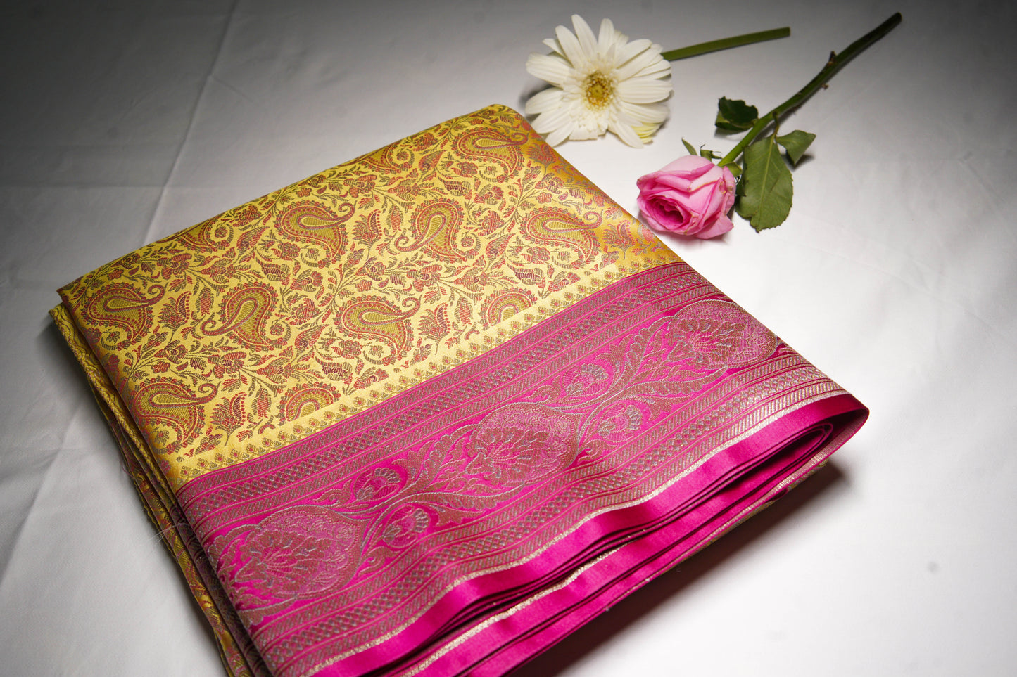 Pink Yellow Soft Tanchoi Jamawar Banarasi Handloom Saree
